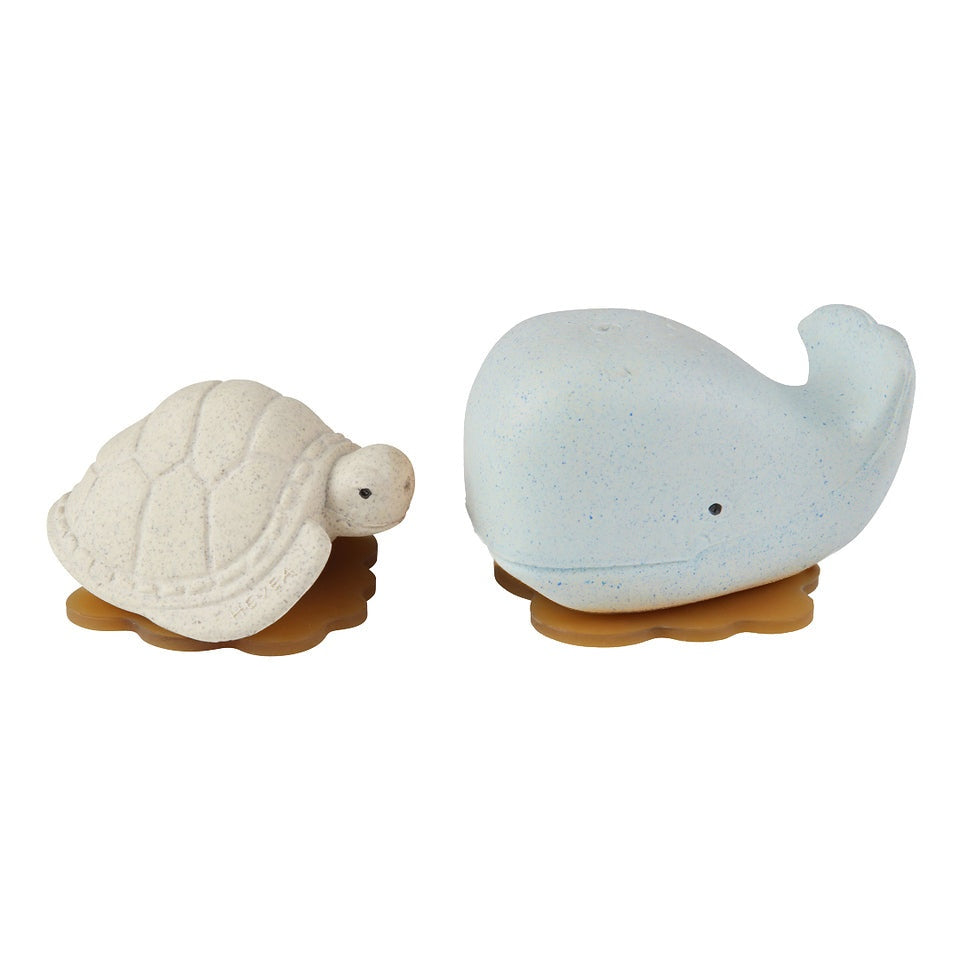 Hevea Squeeze'N'Splash bath toy set with whale and turtle, natural rubber, mold-resistant design.