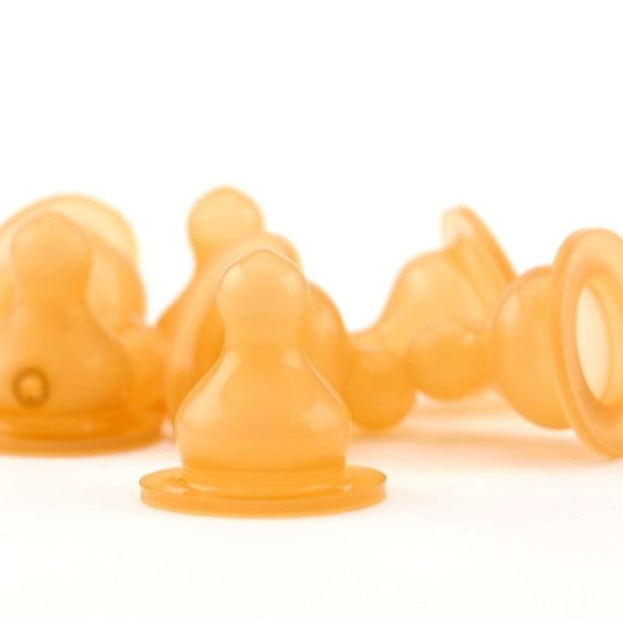 Hevea natural rubber bottle nipples, set of 2, for standard neck bottles.