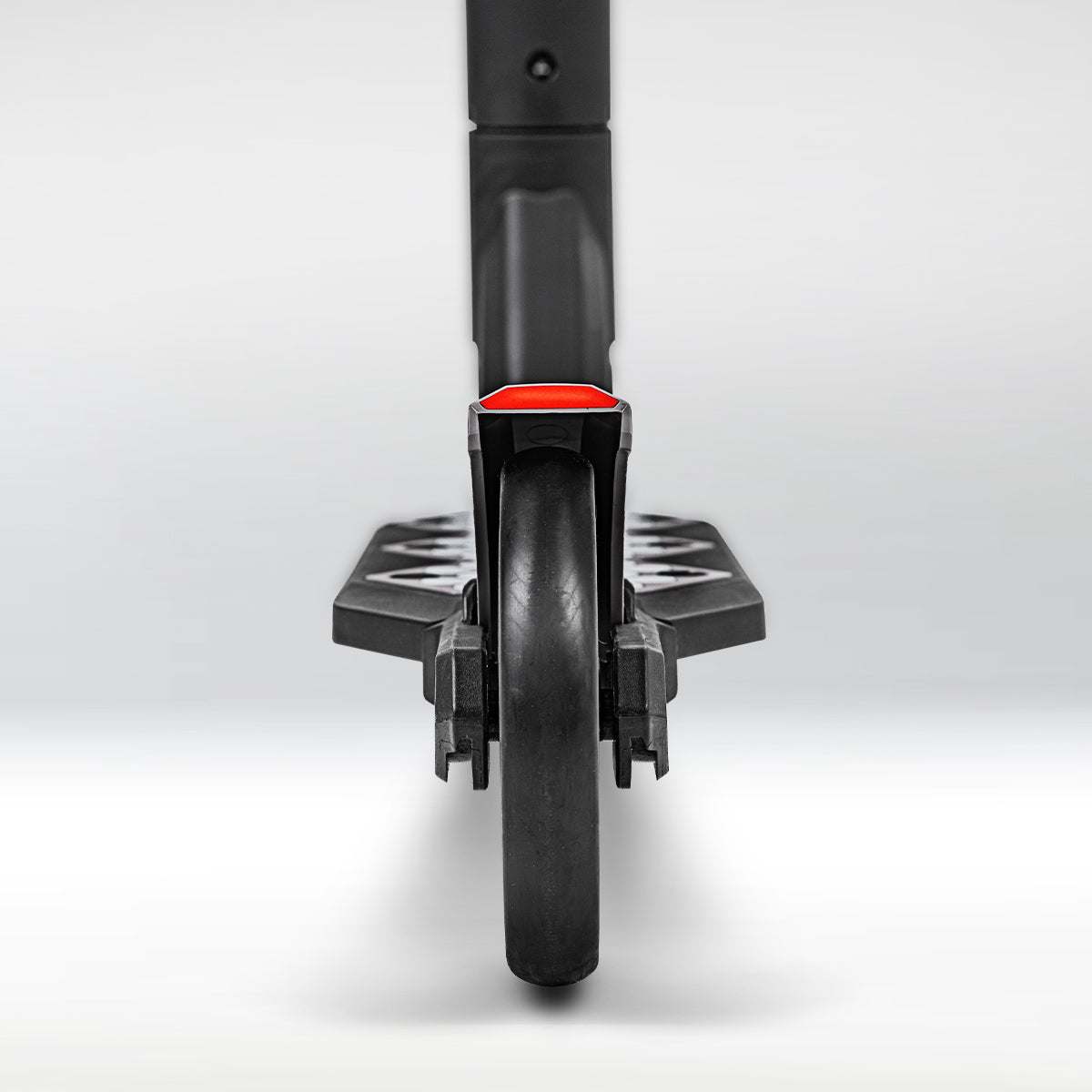 Trotinet Derzkij Bro for kids aged 6-11 with durable polymer frame and rear wheel.