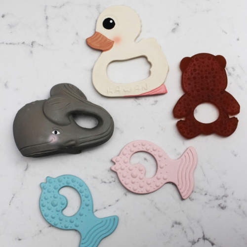 Hevea Bumibebe glodalica riba teether made from natural rubber, safe pigments, hygienic design; Maroko origin.