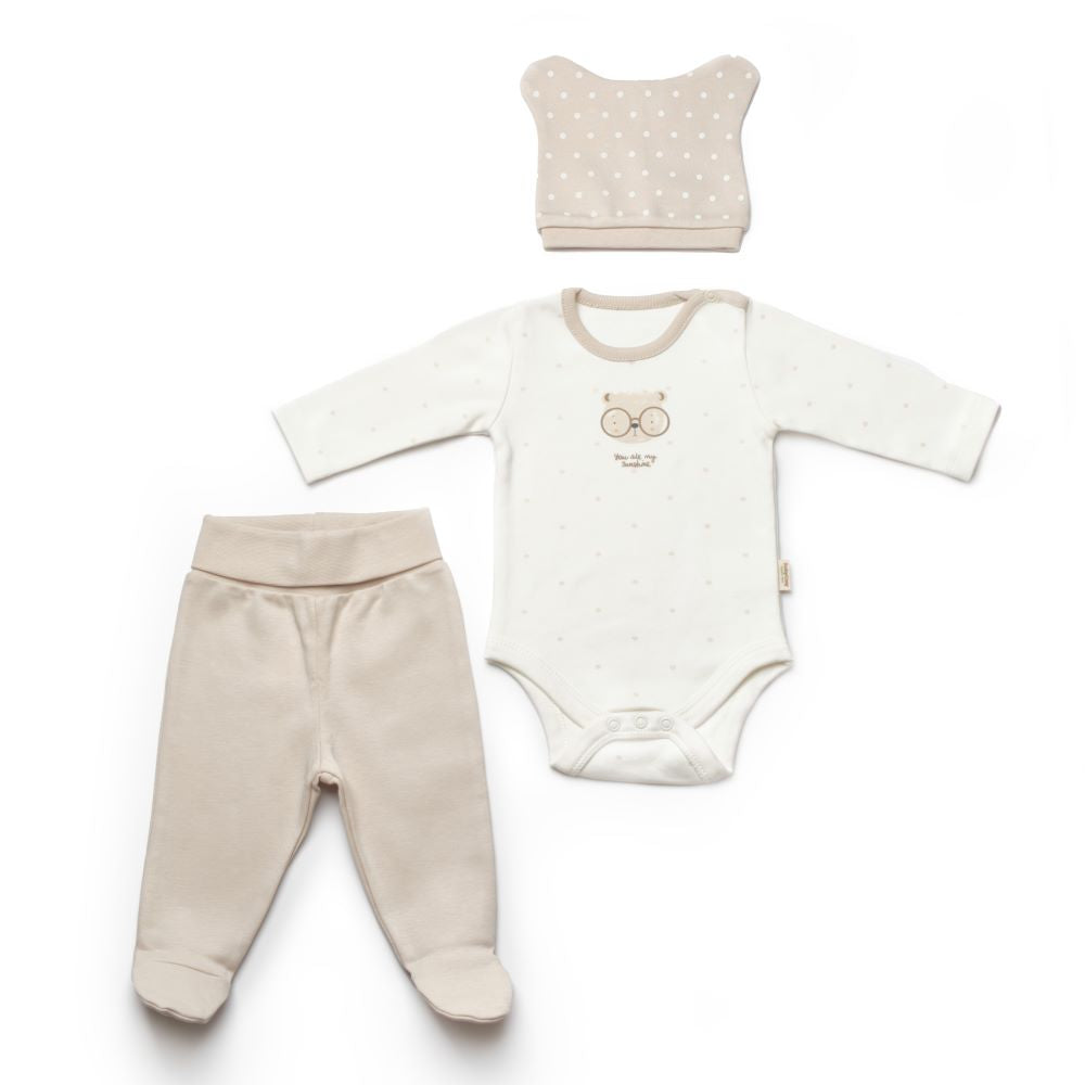Baby Cosy poklon set za novorođenče: 1 kom pantalonice, 1 kom bodi za bebe, 1 kom kapa